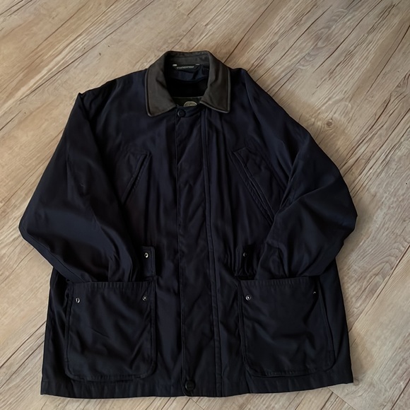 Weatherproof | Super Warm | Official Gear of the Out doors. - Picture 6 of 15